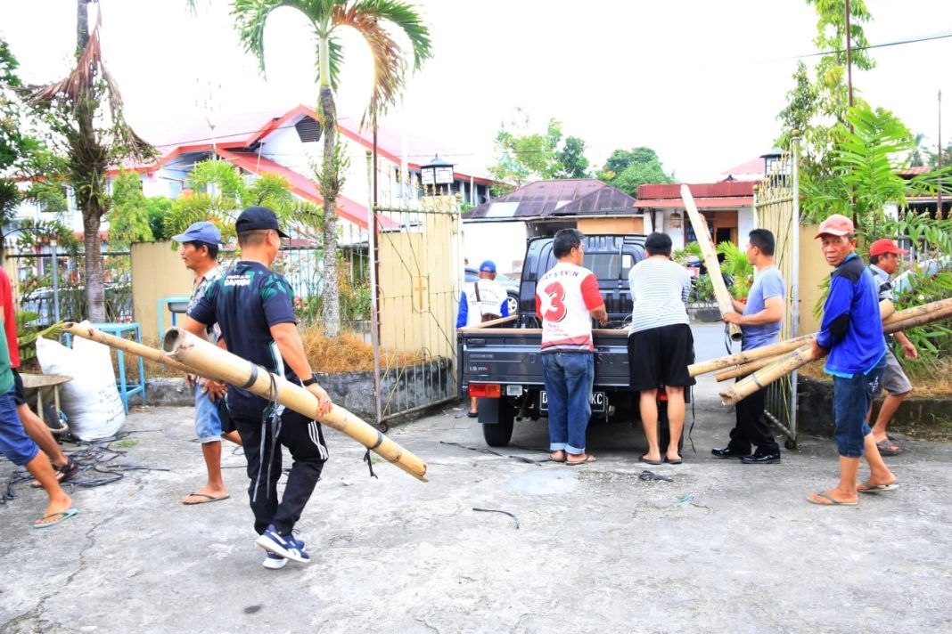 Dandim Bolmong Bersama Kaum Pria Gereja Katolik Kotamobagu Gelar Kerja